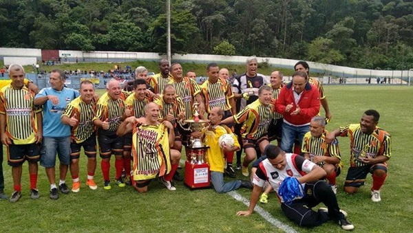 Legionários levanta o caneco dos veteraníssimos