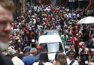 IBGE diz que Brasil tem quase 220 milhões de habitantes. Veja números de Cotia