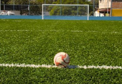 Futebol: Campeonatos de Cotia chegam às grandes finais, com decisões em outubro Futebol: Campeonatos de Cotia chegam às grandes finais, com decisões em outubro