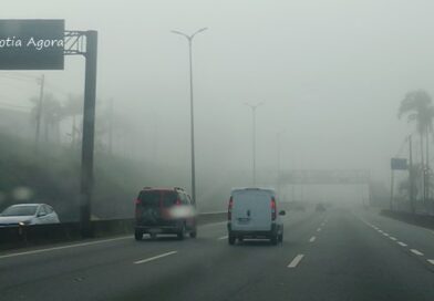 Começou época de neblina, que aumenta risco de acidentes em trechos da Raposo Tavares e Rodoanel em Cotia e região