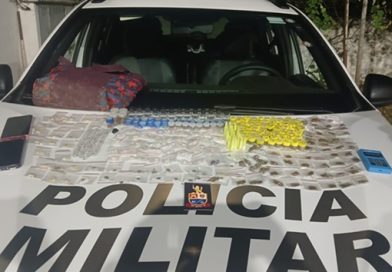 Traficante é preso com mais de 350 porções de drogas em Embu das Artes