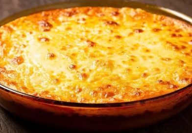 Receita: Batata recheada na travessa Receita: Batata recheada na travessa