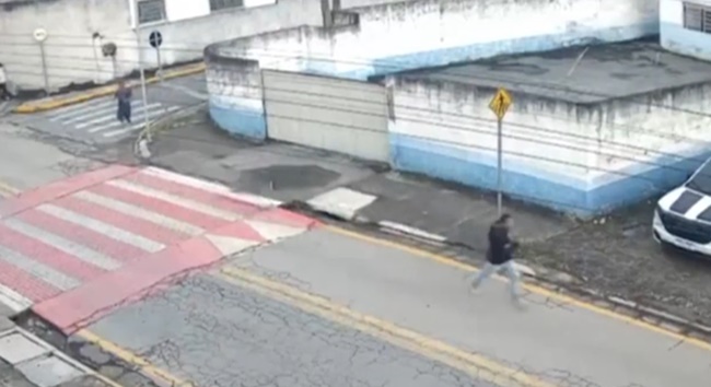Discussão em bar termina com homem esfaqueado em Vargem Grande Paulista Discussão em bar termina com homem esfaqueado em Vargem Grande Paulista