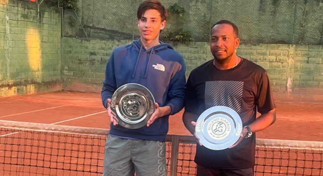 Tenista cotiano Miguel Valentim é vice do Roland Garros Banff Tenista cotiano Miguel Valentim é vice do Roland Garros Banff