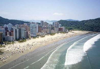 Litoral: 90 praias estão impróprias para banho neste fim-de-semana Litoral: 90 praias estão impróprias para banho neste fim-de-semana