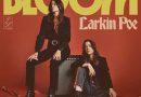 Coluna de Rafael Oliveira: Larkin Poe – Conheça o álbum Bloom e sua melhor canção Coluna de Rafael Oliveira: Larkin Poe – Conheça o álbum Bloom e sua melhor canção