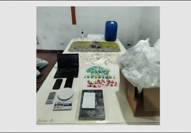 PM de Itapevi prende criminosos com drogas e materiais do tráfico PM de Itapevi prende criminosos com drogas e materiais do tráfico