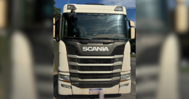 Caminhão roubado em Campinas é encontrado sem o baú em Itapevi
