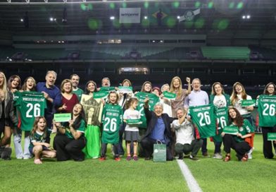 Palmeiras homenageia ícones do jornalismo em andar de imprensa no Palestra Itália Palmeiras homenageia ícones do jornalismo em andar de imprensa no Palestra Itália