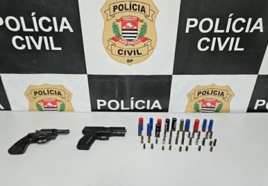 Homem é preso com revólver de numeração raspada em São Roque Homem é preso com revólver de numeração raspada em São Roque